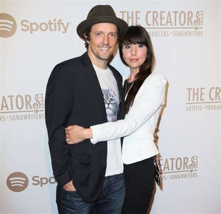 Unveiling the Life of Jason Mraz’s Wife: A Journey through Love and Music